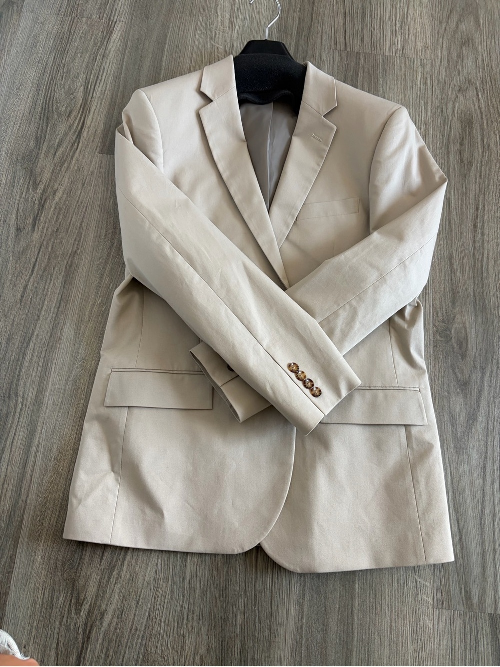 NWT Tailored Single-Breasted Blazer in Light Beige